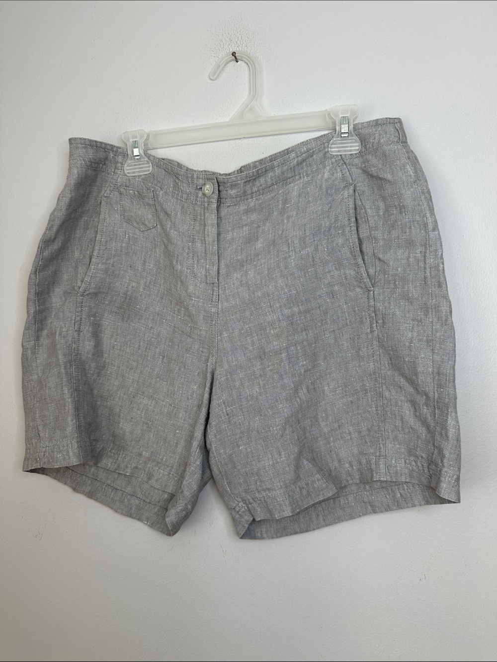 J.Jill Light Gray Women's 100% Linen Shorts size 12